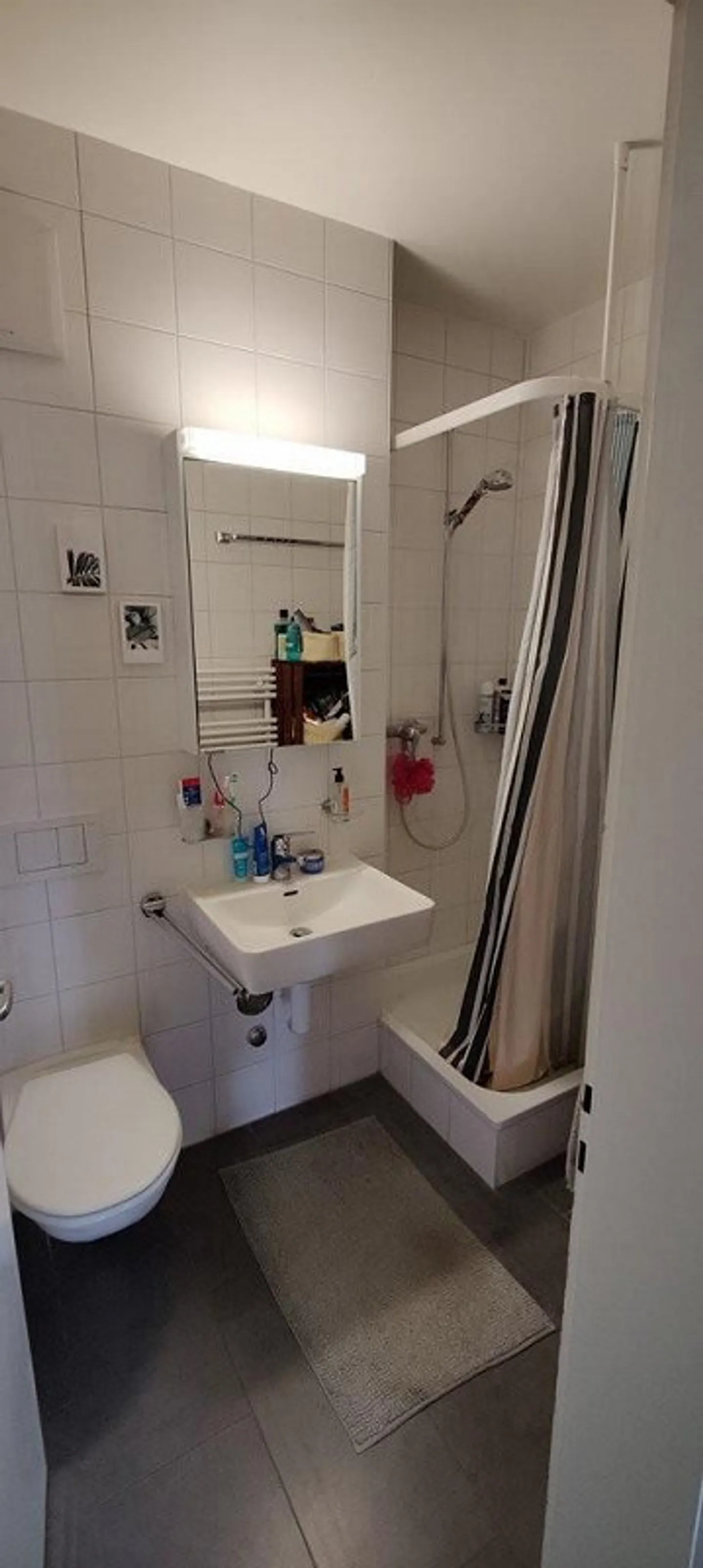 Quartiere di Beaumont - Edificio con piscina! - Foto 3 di 6