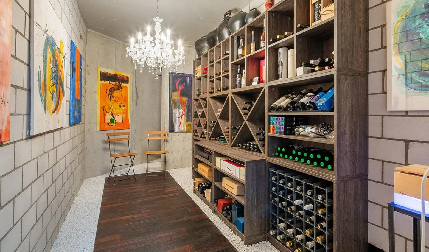 Penthouse above the rooftops of Küssnacht - urban living location with Rigi view - Photo 8 of 11