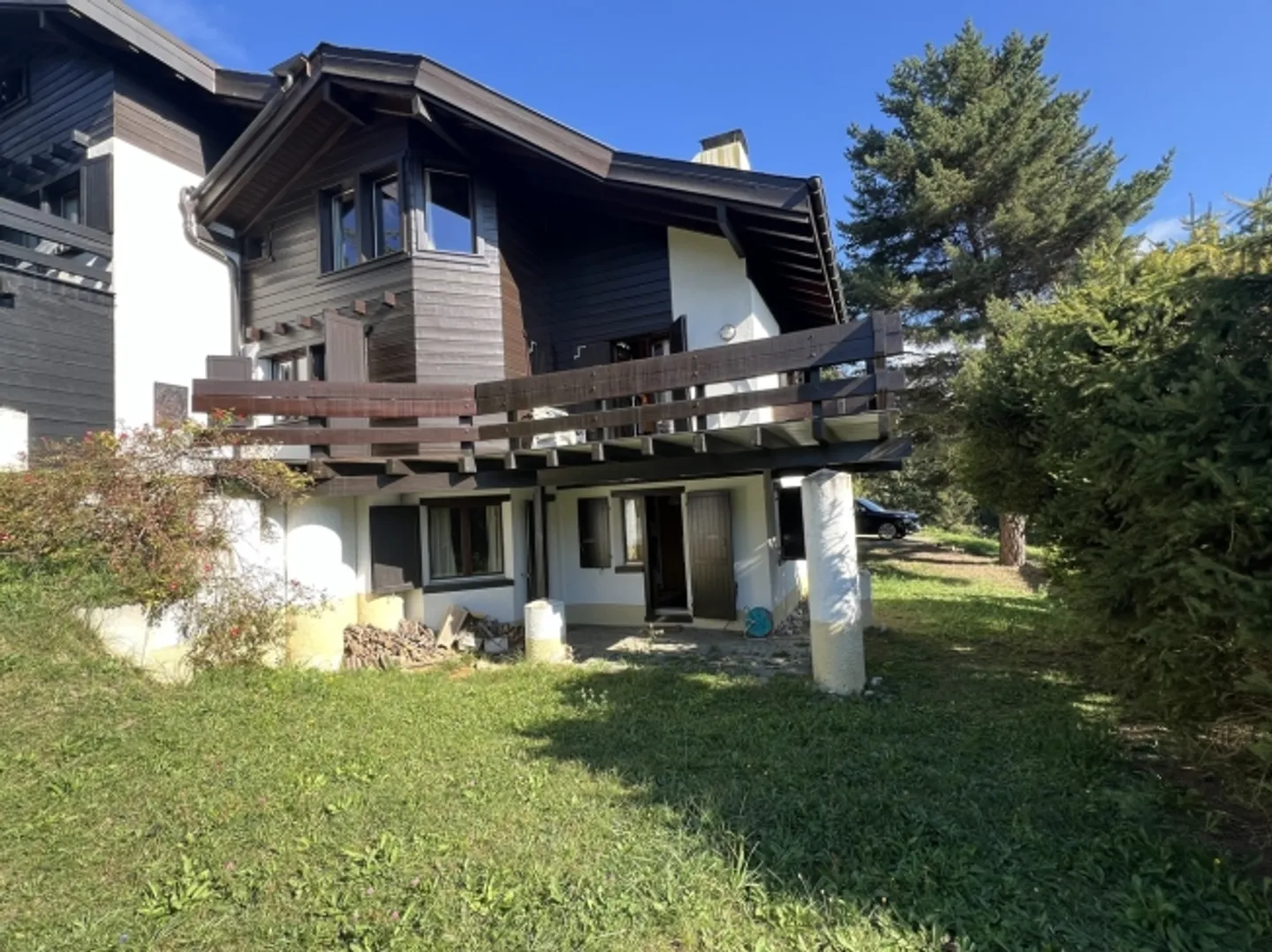 «Chalet mitoyen à quelques minutes de la station de Crans-Montana» - Photo 2 sur 16