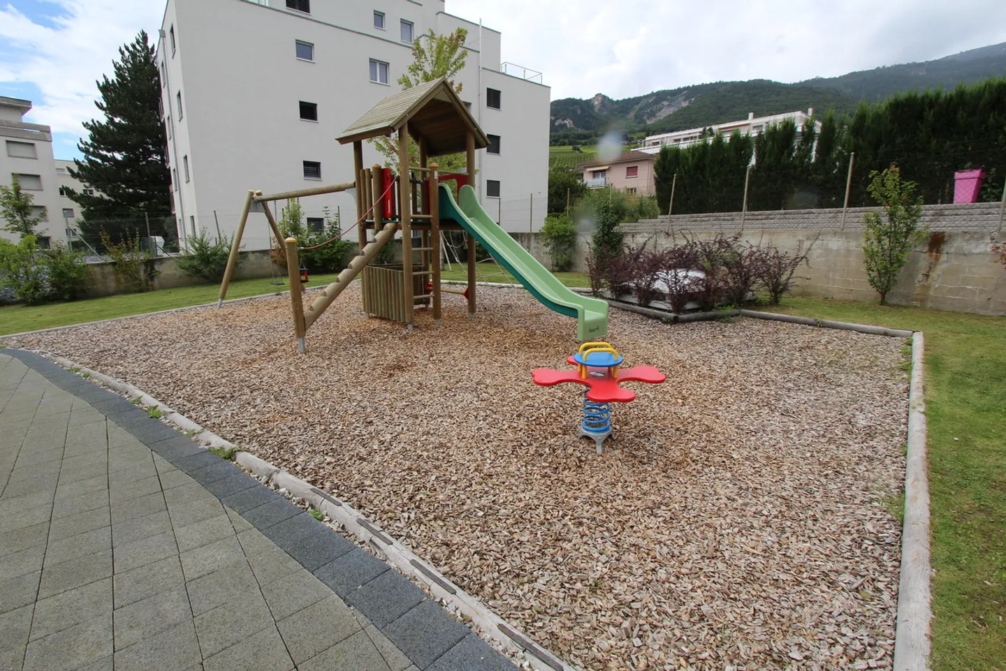 APPARTAMENTO DI 2.5 LOCALI A SIERRE - Foto 8 di 10