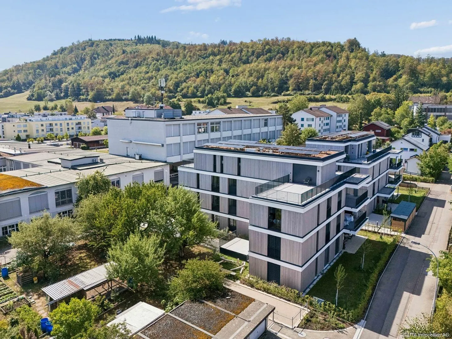 Appartement neuf de 4 pièces de haute qualité avec grande terrasse - Photo 14 sur 15