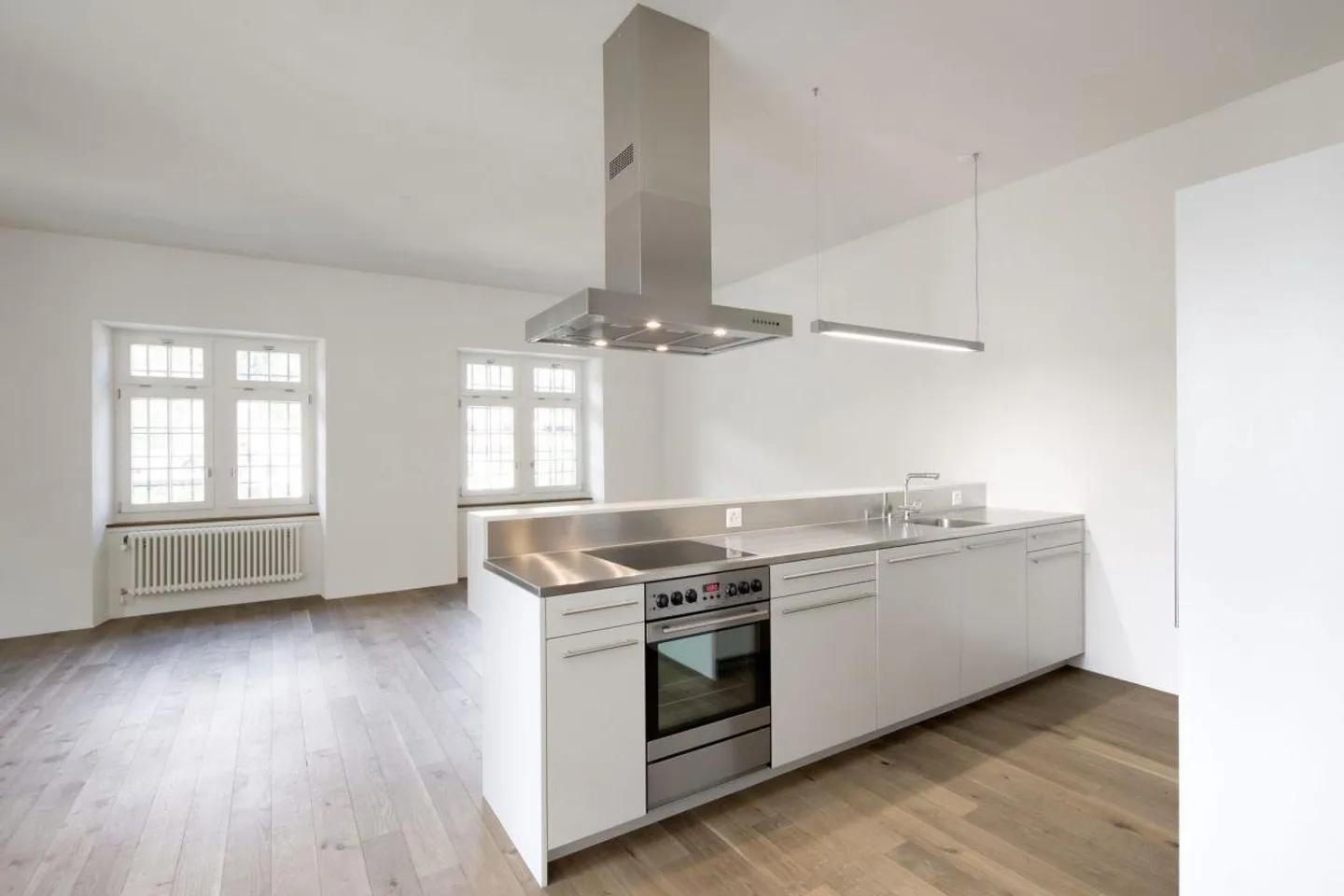 Appartamento unico di 2,5 stanze con vista sull'Aare - Foto 3 di 10