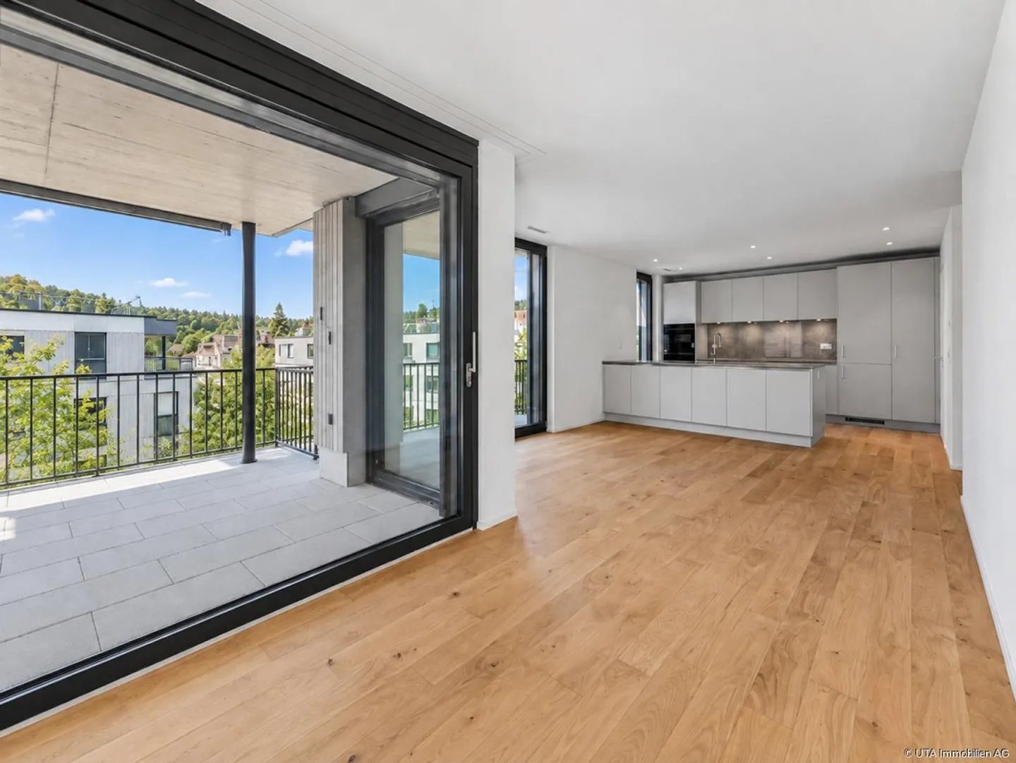 Appartement neuf de 4 pièces de haute qualité avec grande terrasse - Photo 4 sur 15