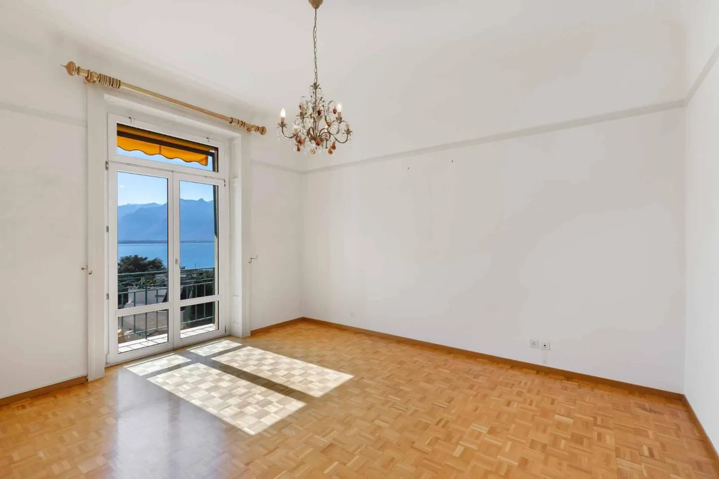 6-room apartment - Photo 4 of 7