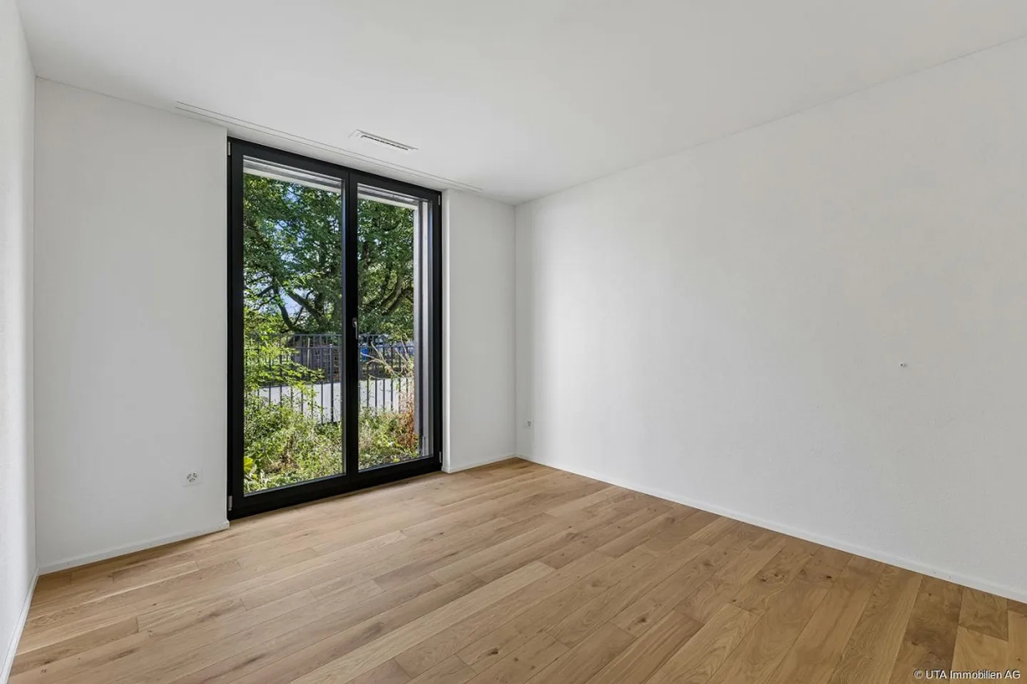 Appartement neuf de 4 pièces de haute qualité avec grande terrasse - Photo 7 sur 15