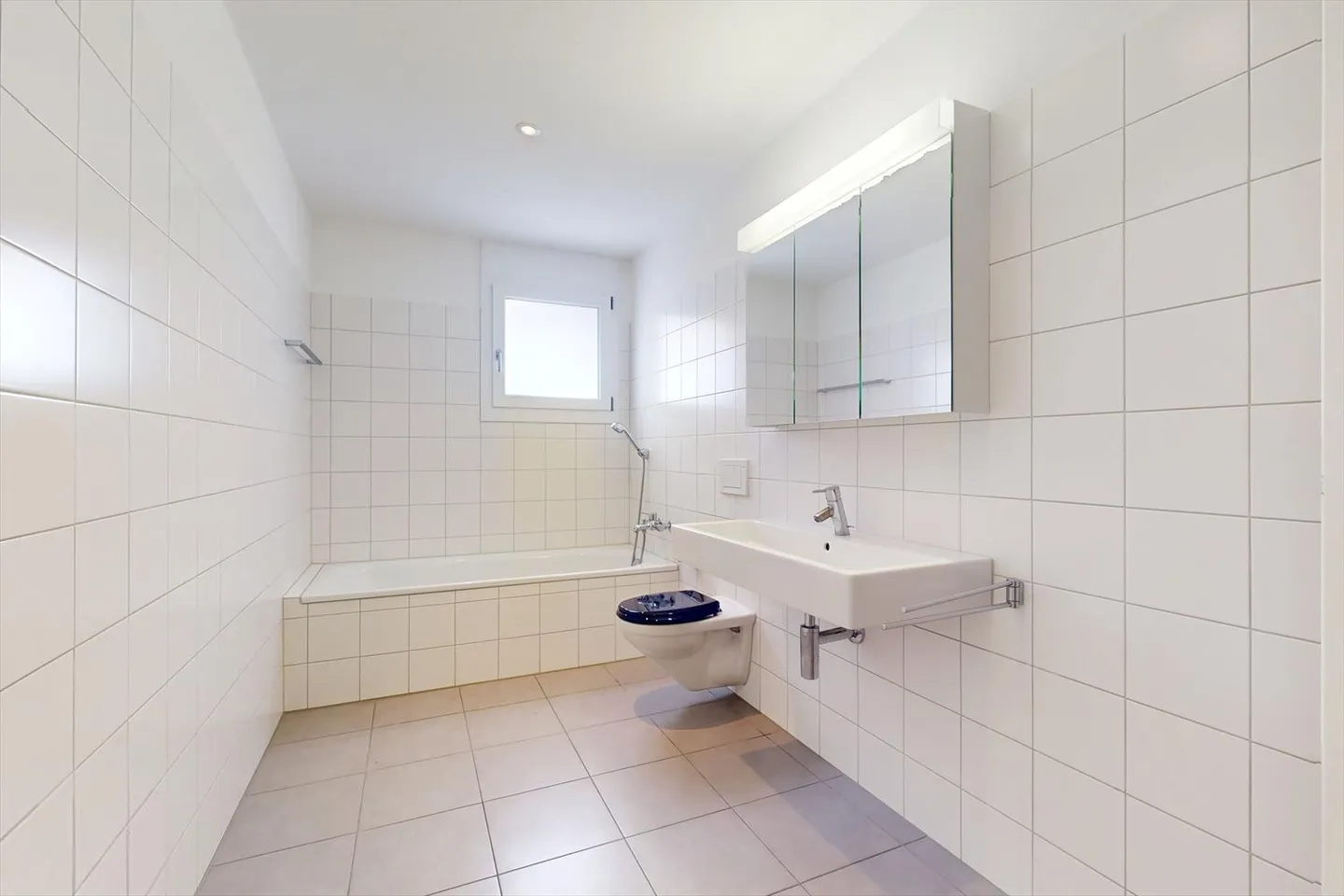 Appartement en attique avec grande terrasse dans la verdure - Photo 7 sur 12