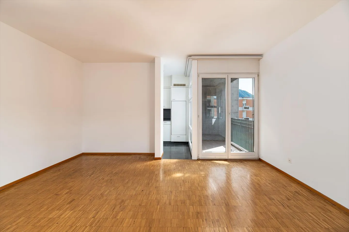 Appartamento in affitto - Foto 2 di 9