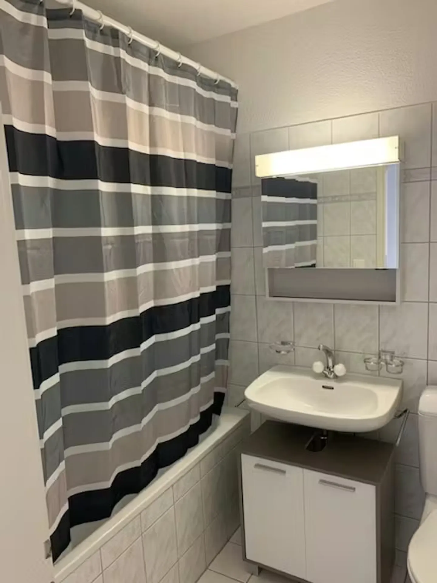 Charmante Wohnung in Zürich - Foto 3 von 10