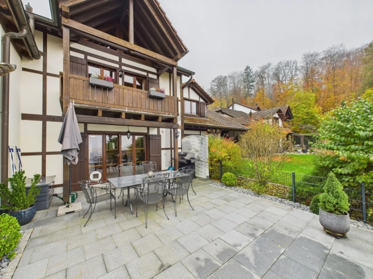 «RUHIGE LAGE MIT FANTASTISCHER WEITSICHT» - Photo 1 sur 6