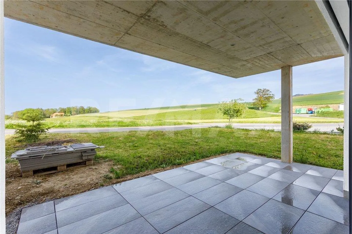 Magnificent 3.5-room apartment with 400m² garden in Orsonnens (FR) - Photo 9 of 12
