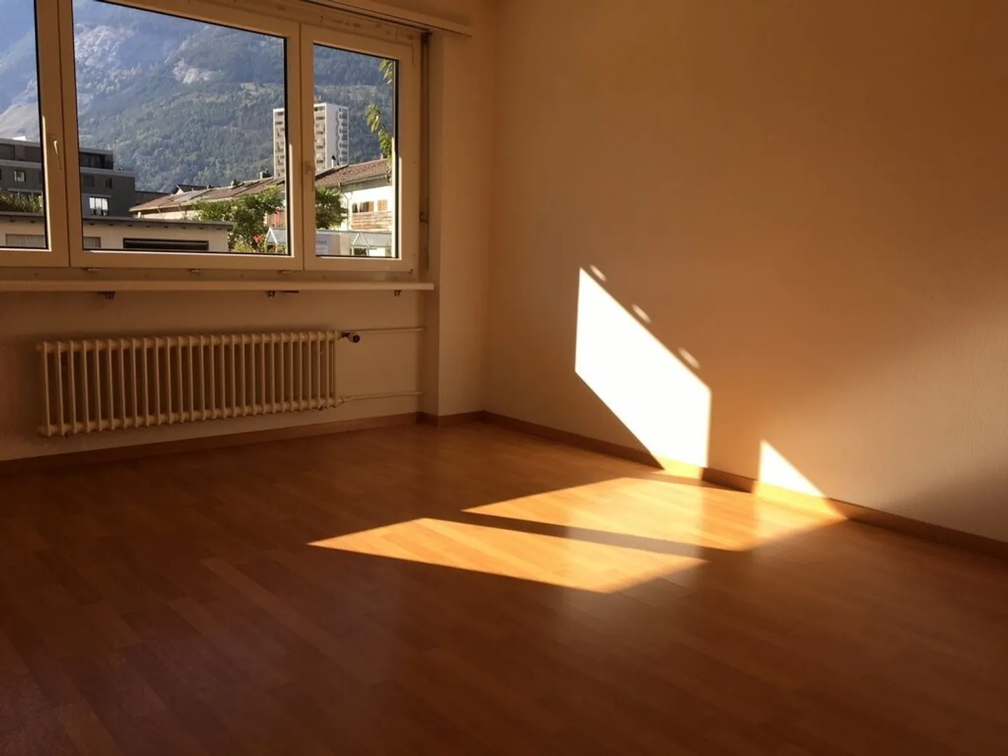 Sonnige Wohnung Nähe Bahnhof - Foto 4 von 6