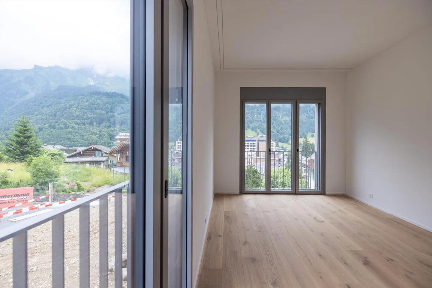 Alpine Luxury - Amidst the Mountains - Photo 6 of 13