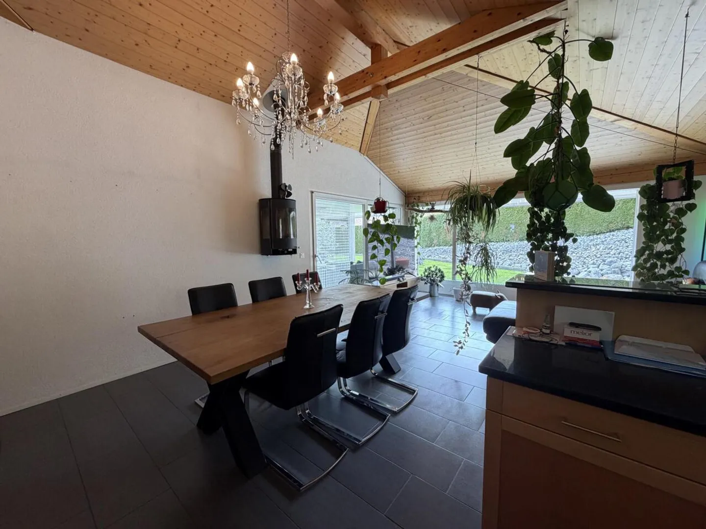 Zu vermieten - Einfamilienhaus mit 4,5 Zimmern und Garten in Riaz - Foto 5 von 9