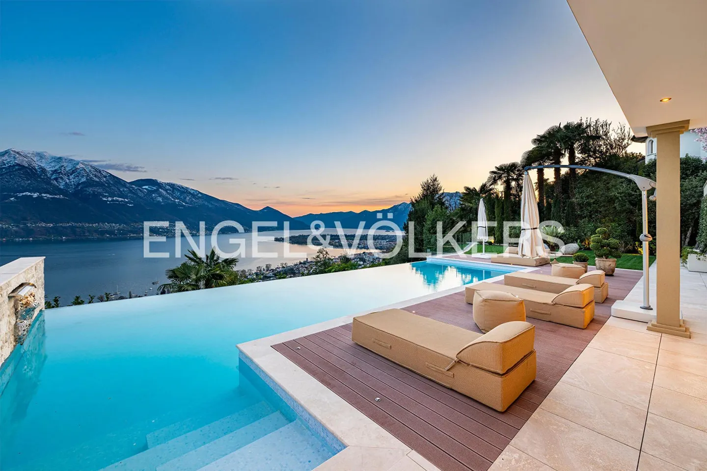 Luxury Villa with Lake View and Privacy - Photo 1 of 14
