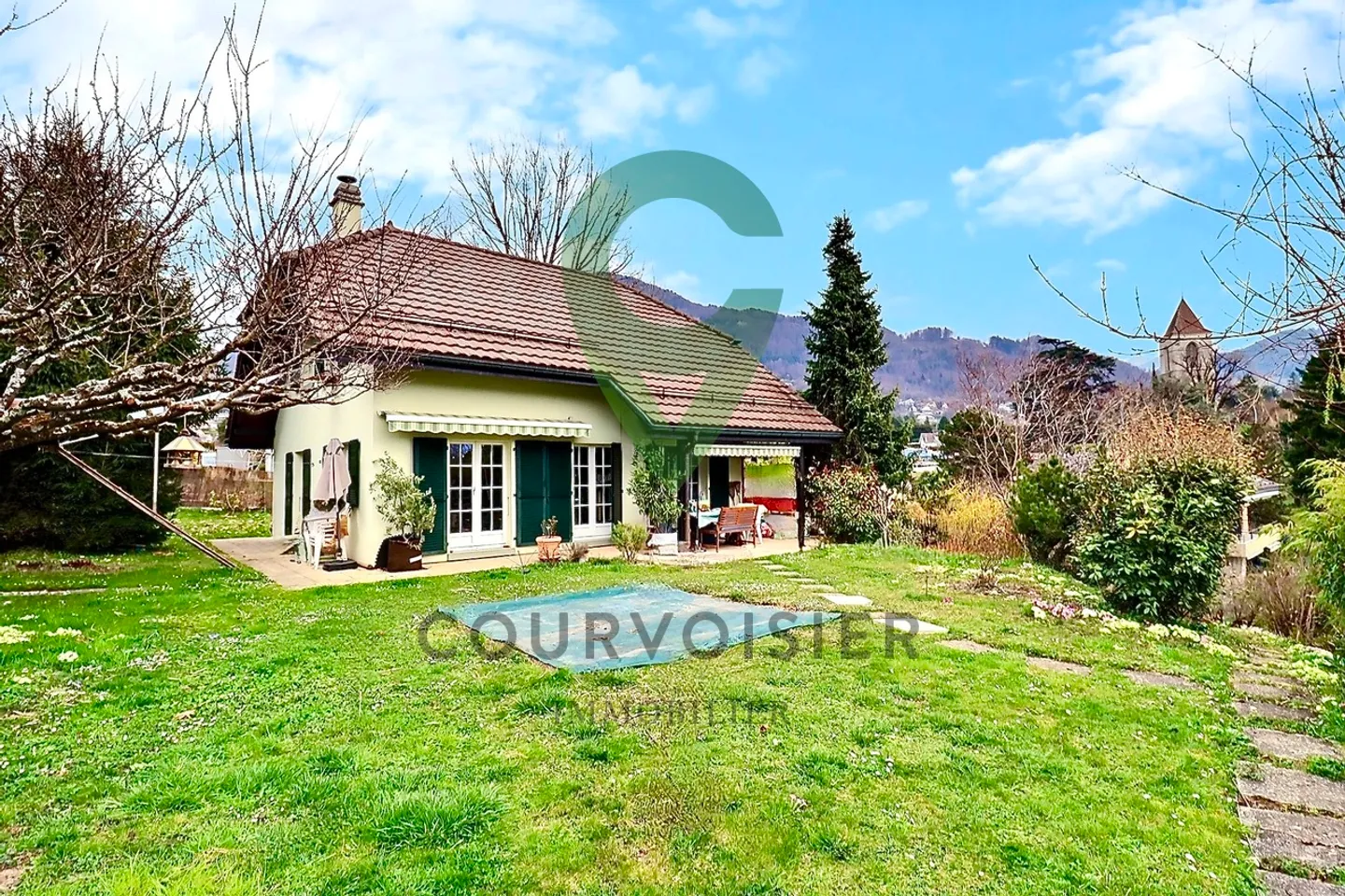 Magnifica villa familiare nel cuore di Blonay St-Légier - Foto 1 di 9