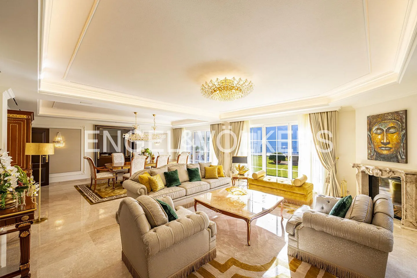 Luxury Villa with Lake View and Privacy - Photo 4 of 14