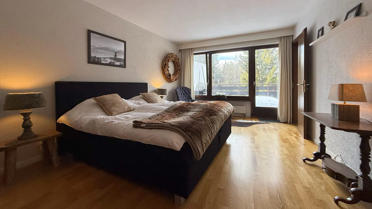 Charming Apartment in Crans-Montana - Photo 3 of 12