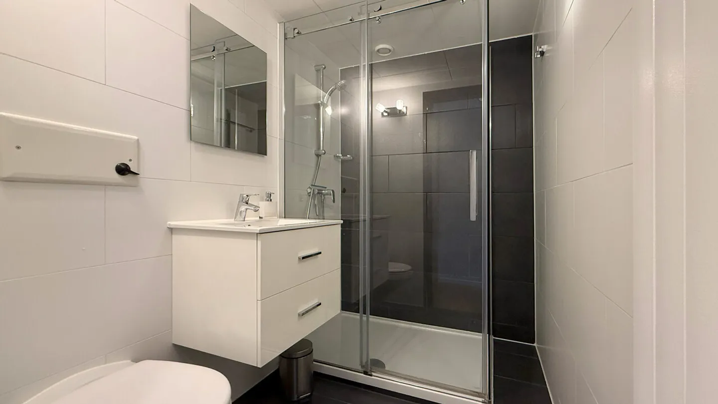 Charming Apartment in Crans-Montana - Photo 7 of 12