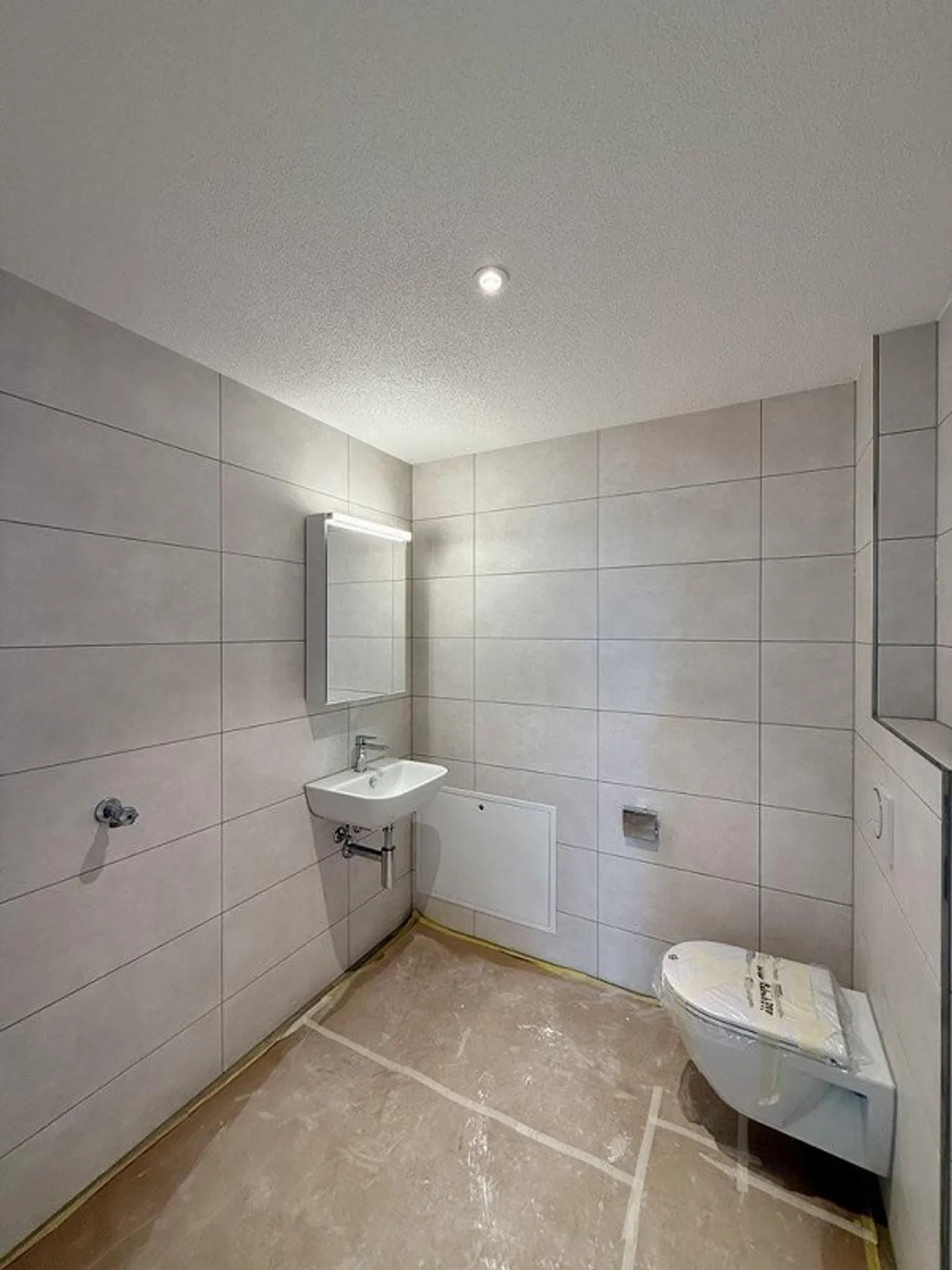 Prima occupazione: Moderno appartamento di 4,5 stanze nell'idilliaco Häutligen - Foto 9 di 11