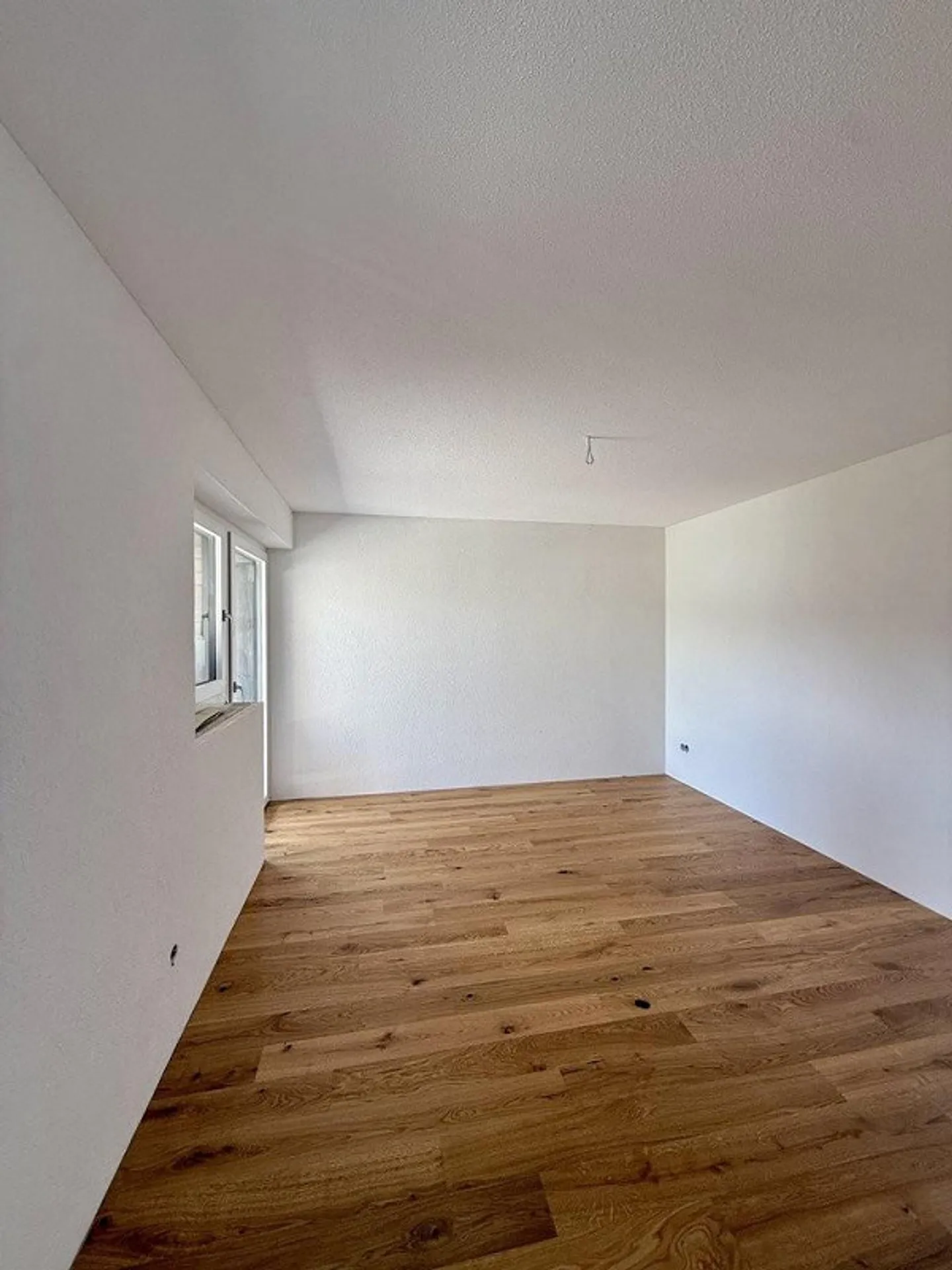Prima occupazione: Moderno appartamento di 4,5 stanze nell'idilliaco Häutligen - Foto 5 di 11