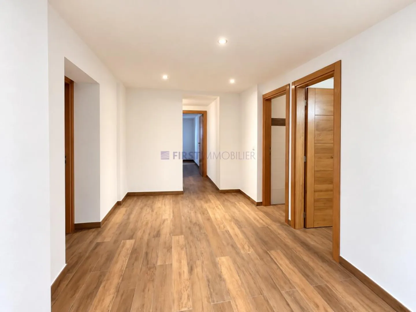 Spacious 5.5 Room Apartment - Photo 5 of 20