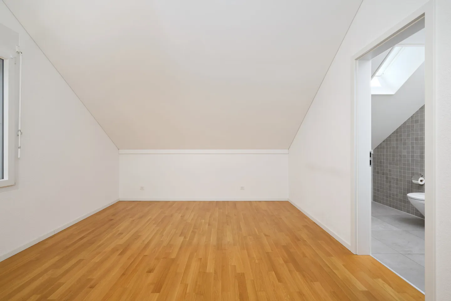 Magnificent penthouse in Villars-le-Terroir - Photo 9 of 14