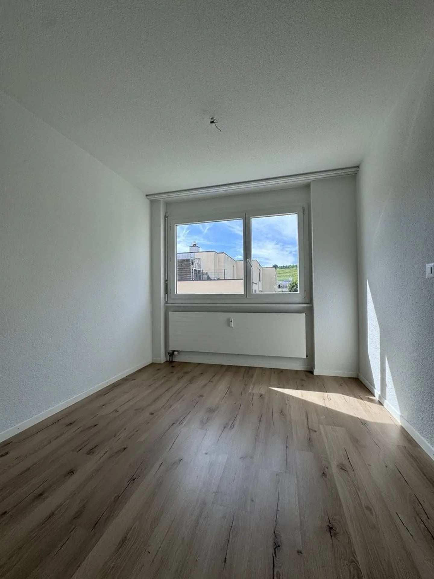 Appartamento 4.5 stanze disponibile subito a Orpund in affitto! - Foto 2 di 9