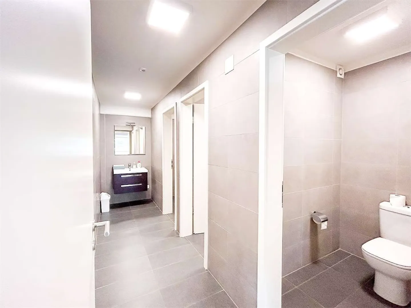 Lamone - For rent modular commercial spaces - Photo 7 of 13