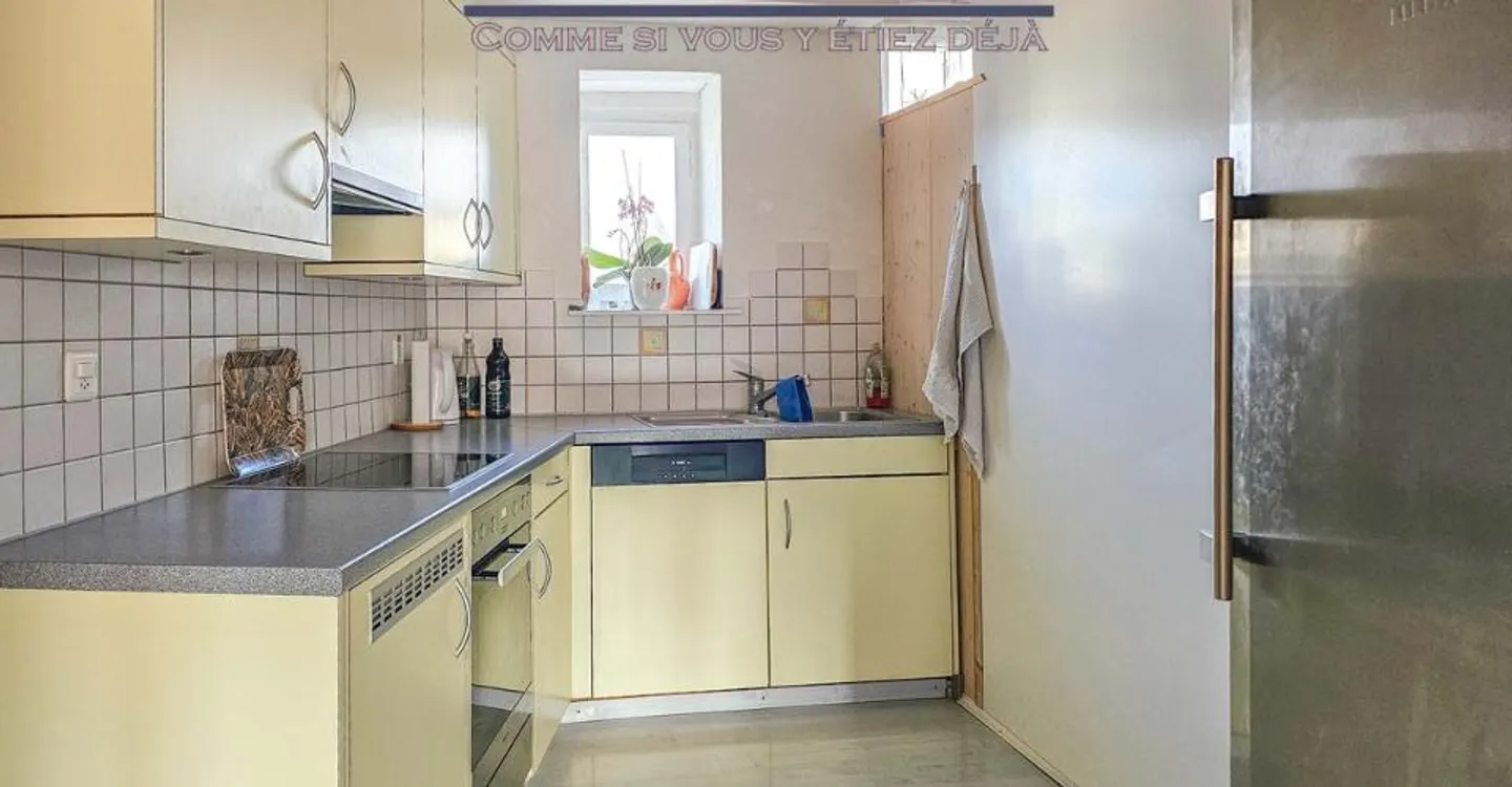 Building of 3 apartments ideally located near the train station with an annex workshop and garage - Photo 2 of 5