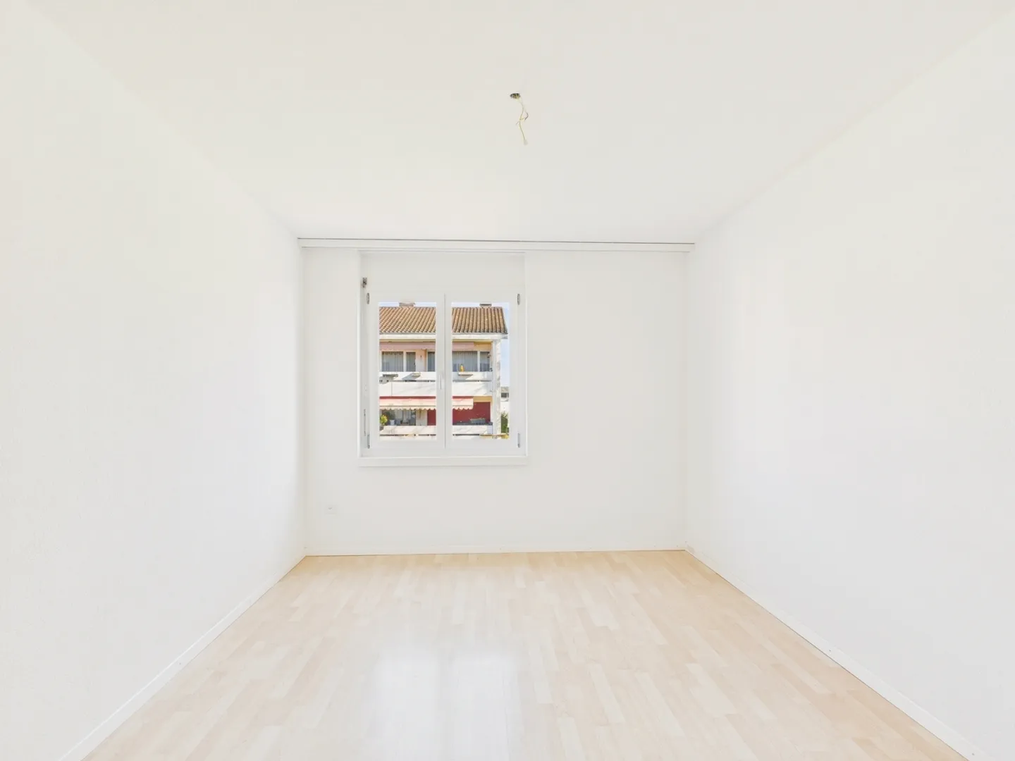 Bright and spacious 5.5-room apartment on the outskirts of Olten - Photo 6 of 12