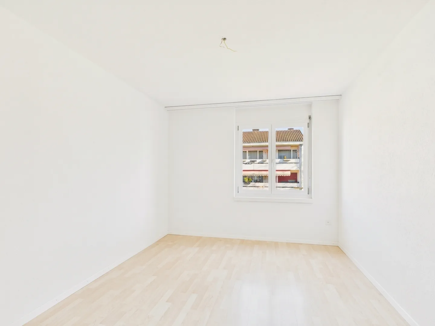 Bright and spacious 5.5-room apartment on the outskirts of Olten - Photo 7 of 12