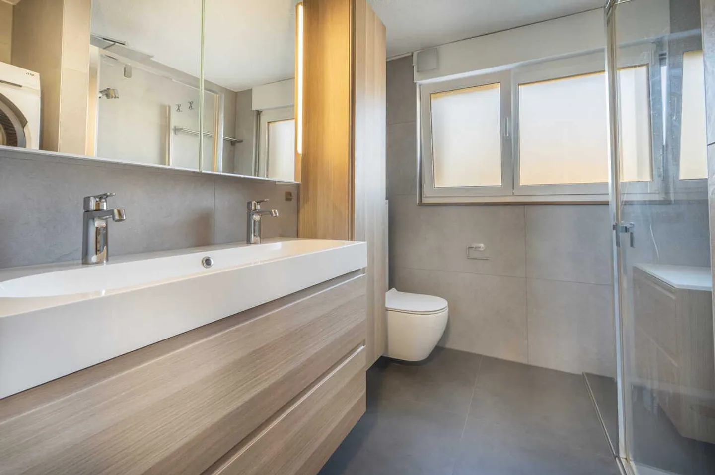 Appartement Rénové avec Vue - Photo 2 sur 13