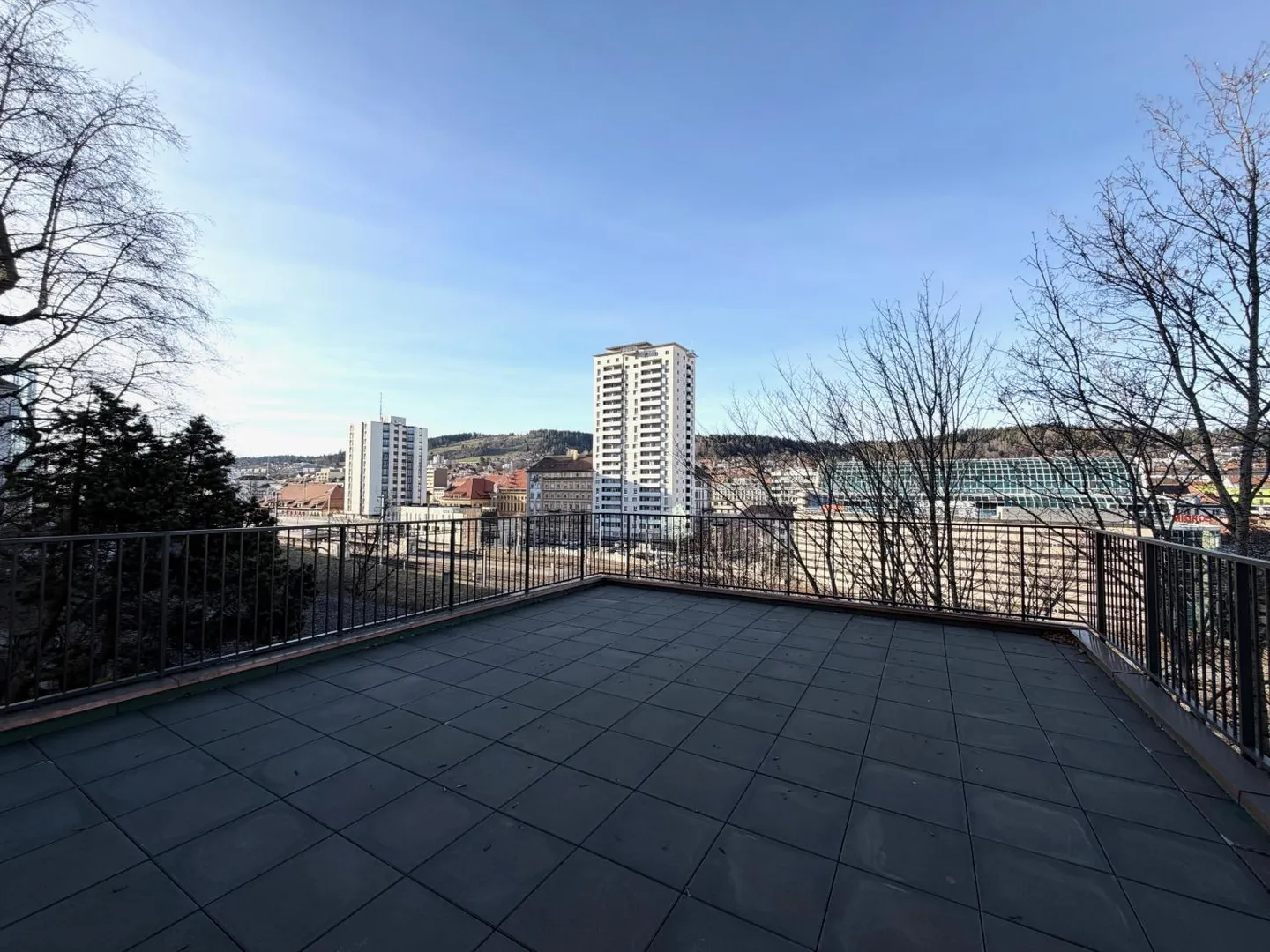 Appartamento con terrazza 3 camere - Foto 4 di 8