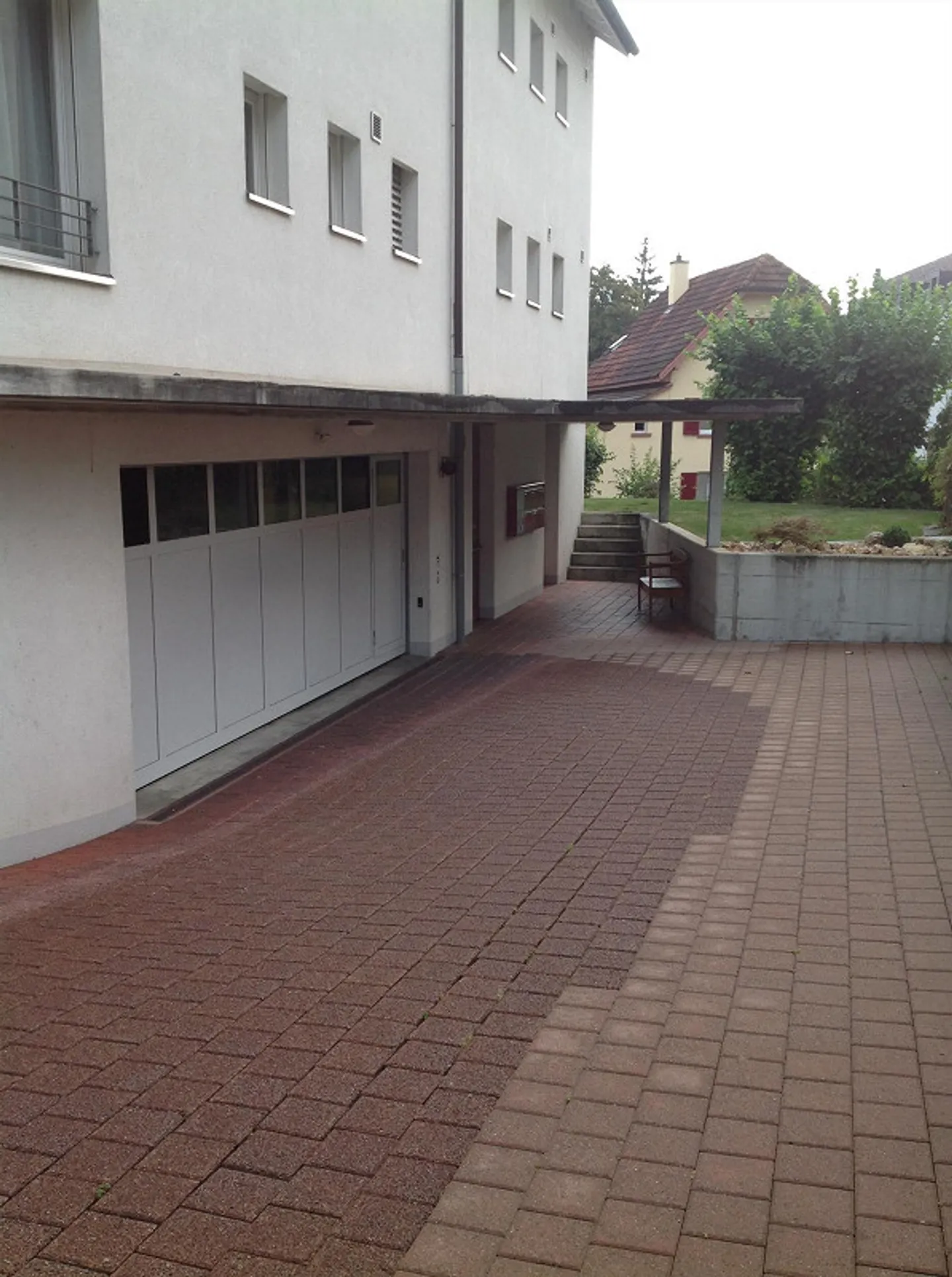 Garage di parcheggio del centro del villaggio Oberwil BL - Foto 2 di 4