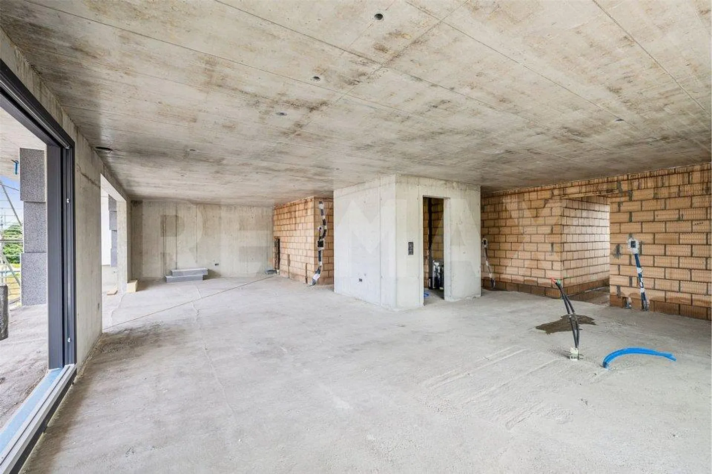 LUSSUOSO NUOVO ATTICO DI 186 M2 ALLE PORTE DI MORAT! - Foto 5 di 8