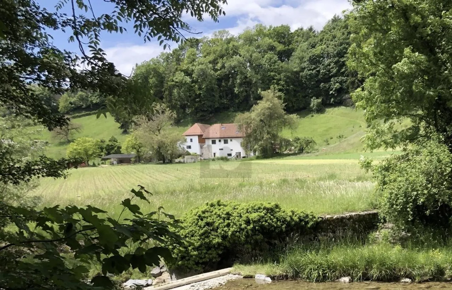 Perfekte Harmonie zwischen Modernität und Charakter - Foto 2 von 6