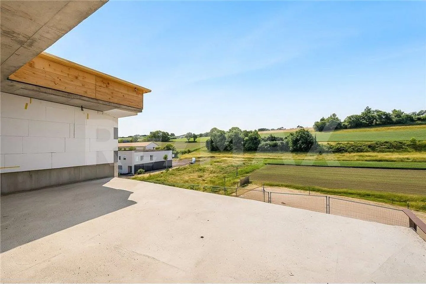 LUSSUOSO NUOVO ATTICO DI 186 M2 ALLE PORTE DI MORAT! - Foto 7 di 8