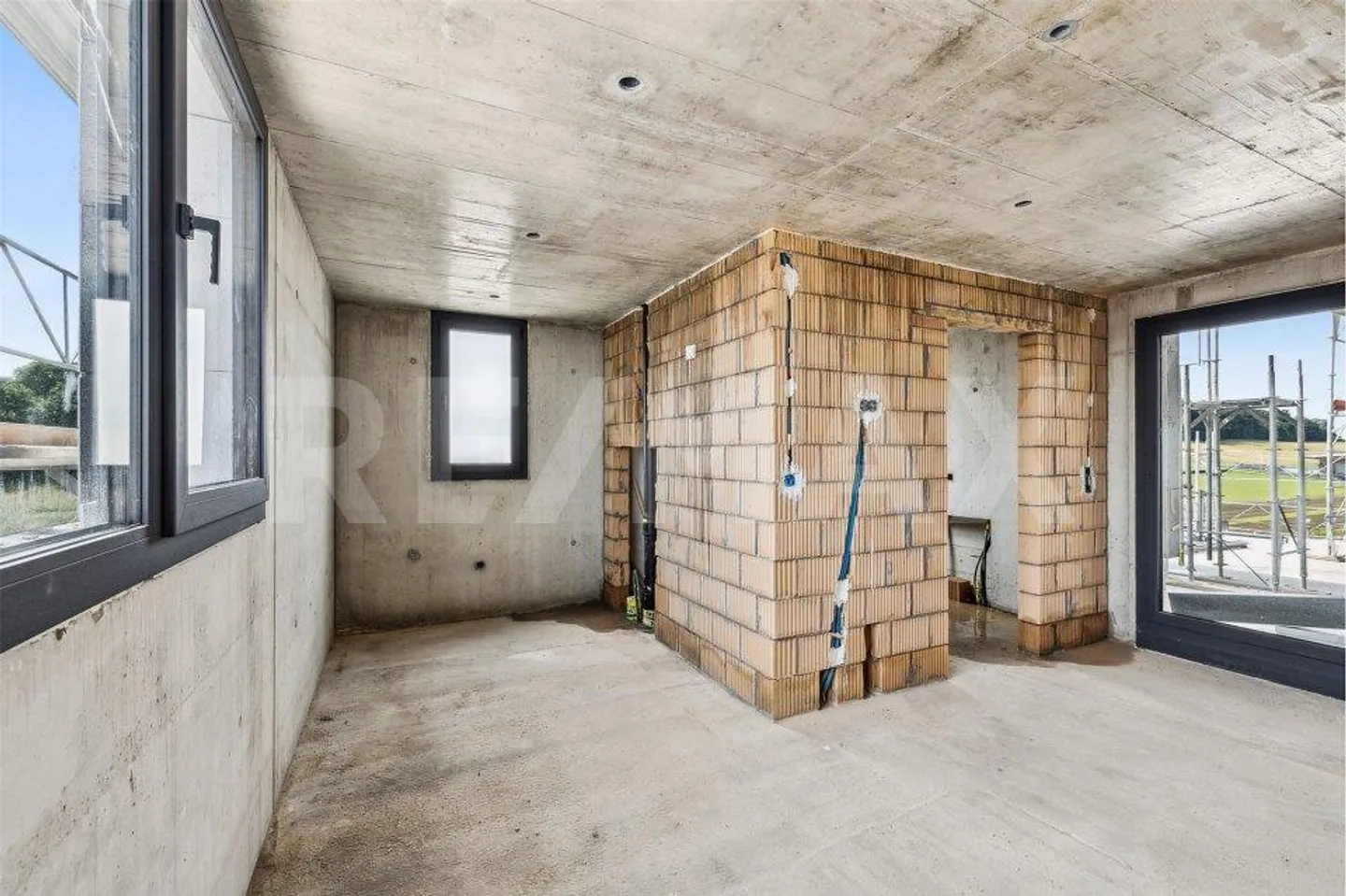 LUSSUOSO NUOVO ATTICO DI 186 M2 ALLE PORTE DI MORAT! - Foto 6 di 8
