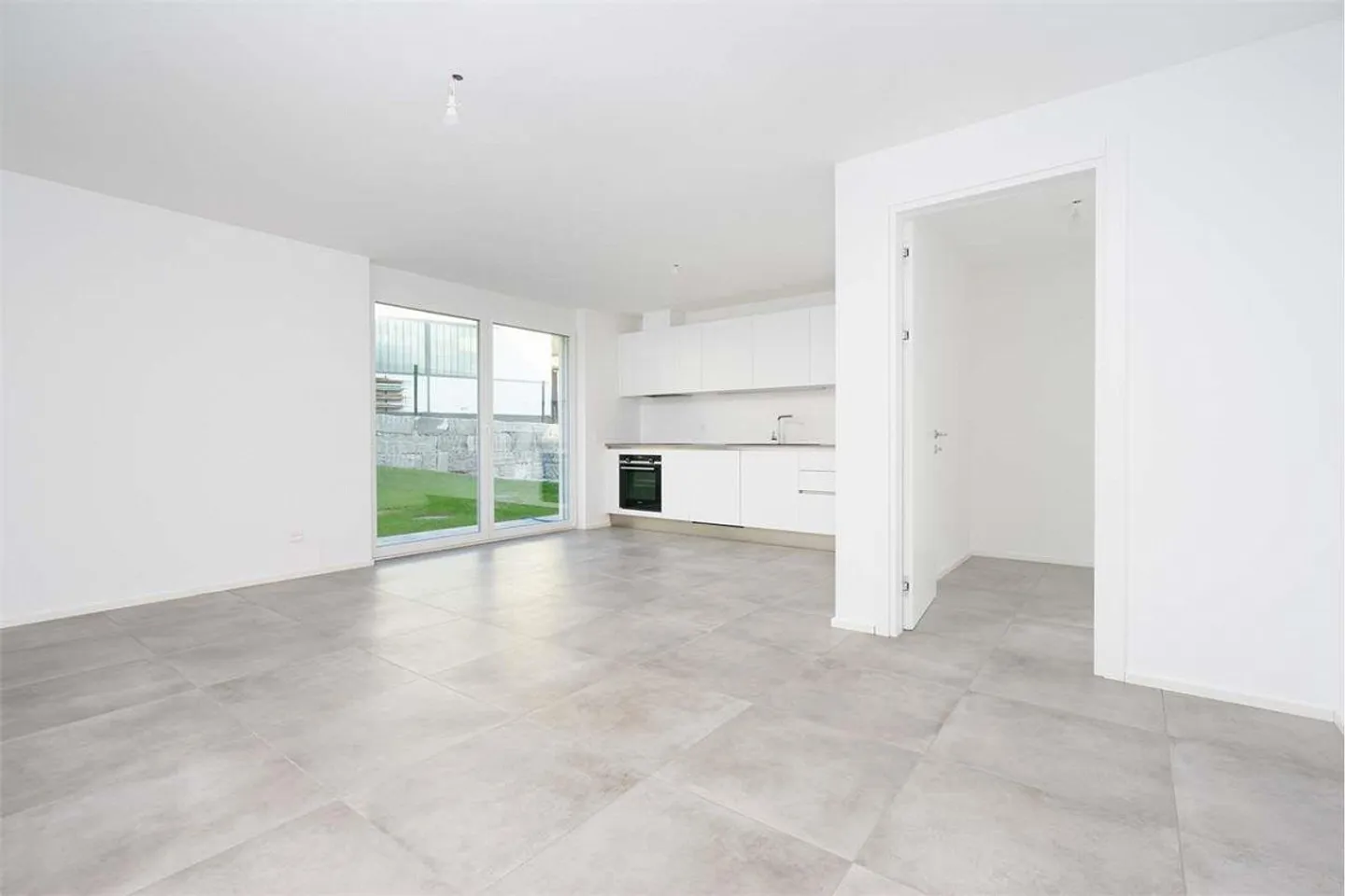 MODERN 2,5 ZIMMER MIT PRIVATGARTEN - EINKOMMENSOBJEKT - Foto 1 von 10