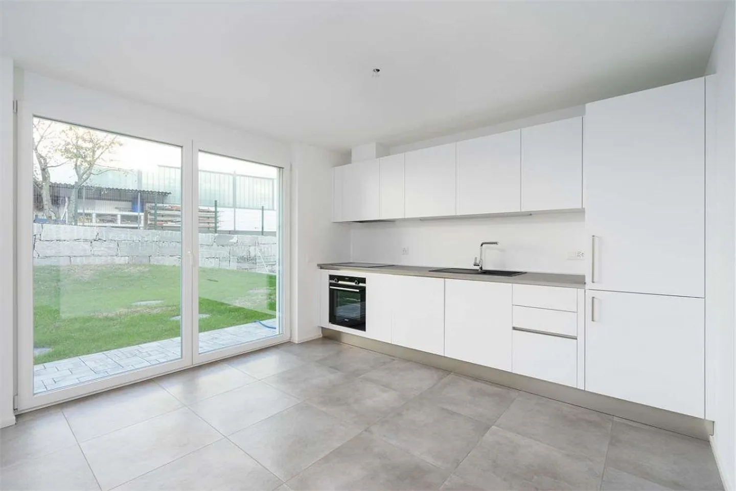 MODERN 2,5 ZIMMER MIT PRIVATGARTEN - EINKOMMENSOBJEKT - Foto 2 von 10