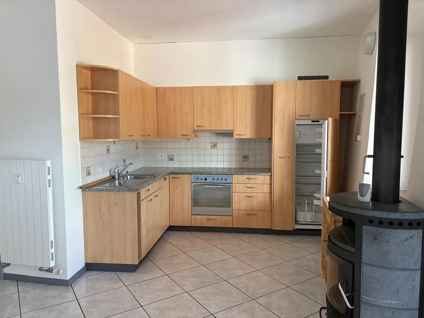 Appartamento di 2.5 locali con parcheggio - Foto 6 di 11