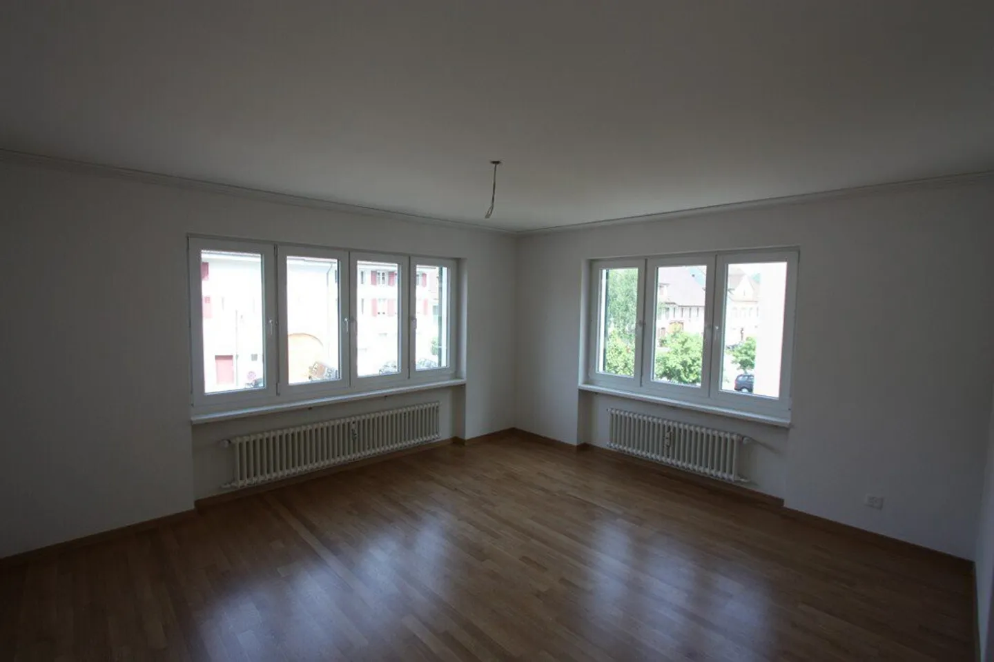 In the Heart of Pratteln EXCLUSIVE & BRIGHT LIVING - Photo 2 of 4