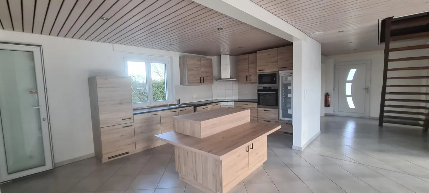 Grande Maison Rénovée - Photo 4 sur 12