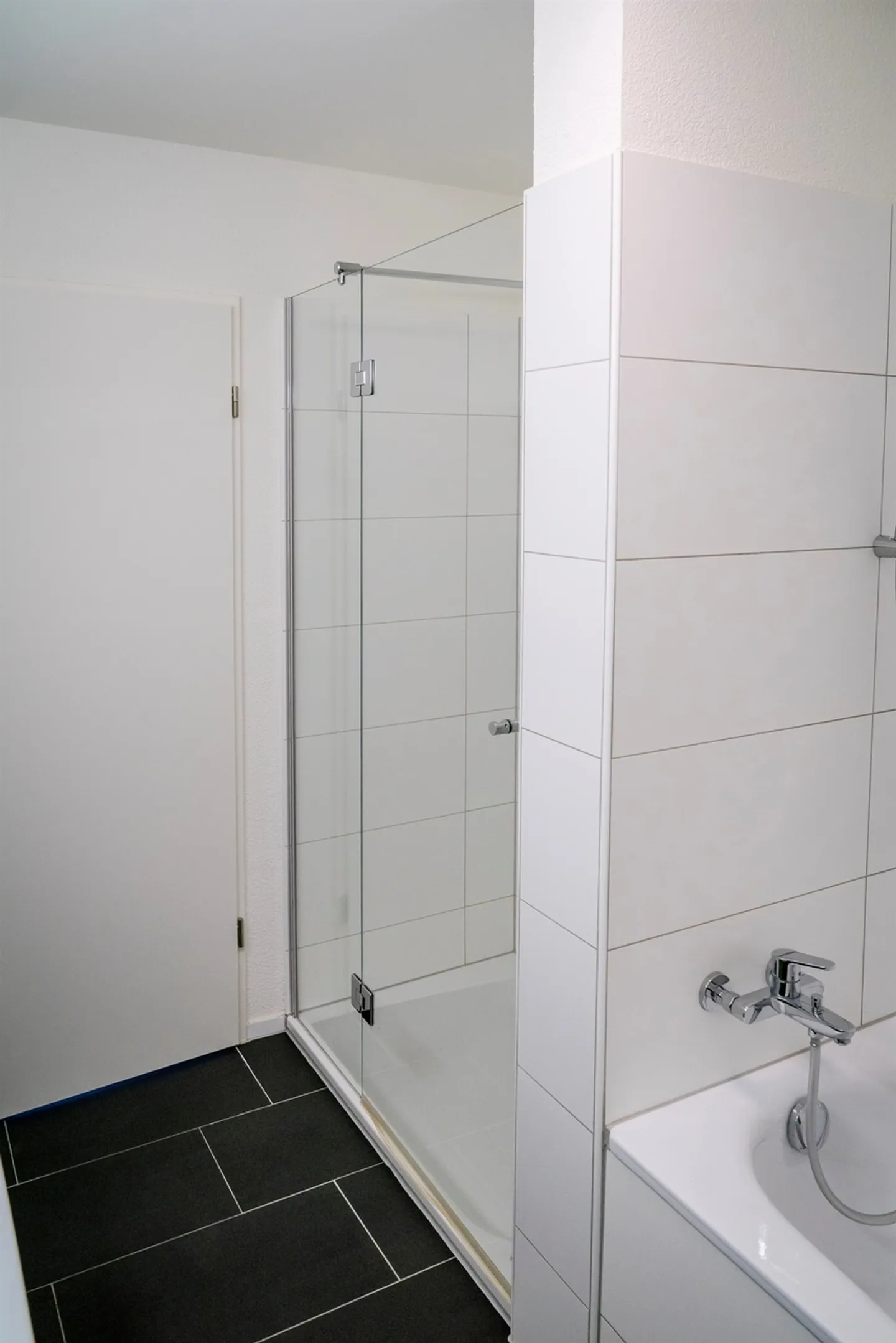 Living in the SEVEN development - Photo 4 of 7