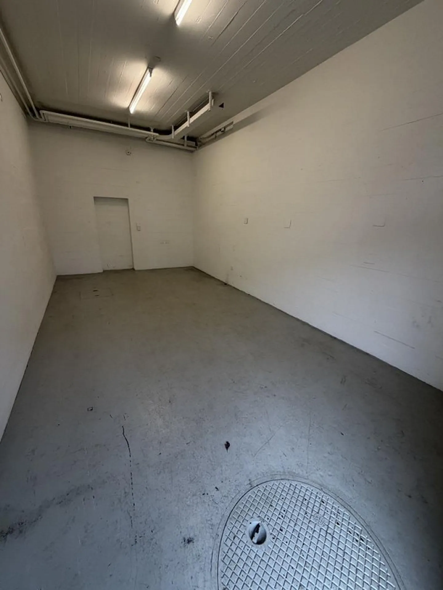 Geräumiger Lagerraum in Horgen - Foto 2 von 3