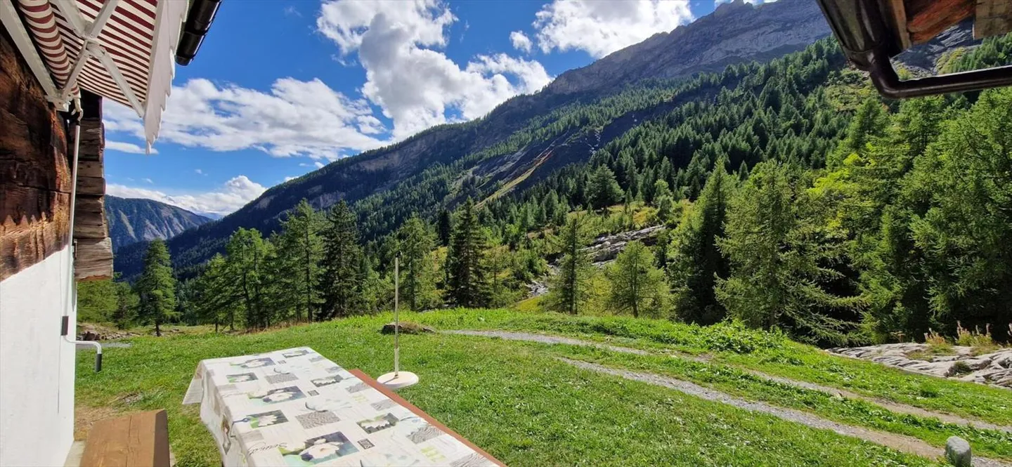 Chalet con 3,5 camere a Savièse - Foto 7 di 13