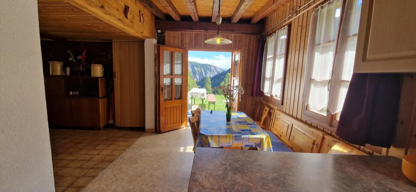 Chalet con 3,5 camere a Savièse - Foto 3 di 13