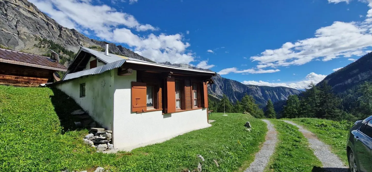 Chalet con 3,5 camere a Savièse - Foto 4 di 13