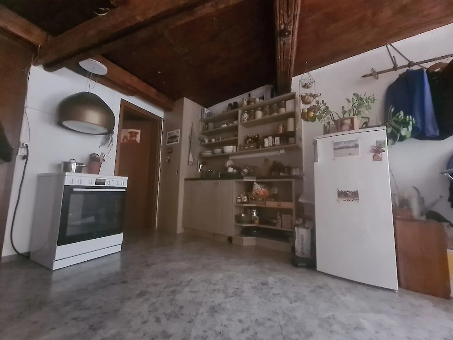 Spazio commerciale caratteristico e piccolo nella città vecchia di Friburgo - Foto 3 di 5