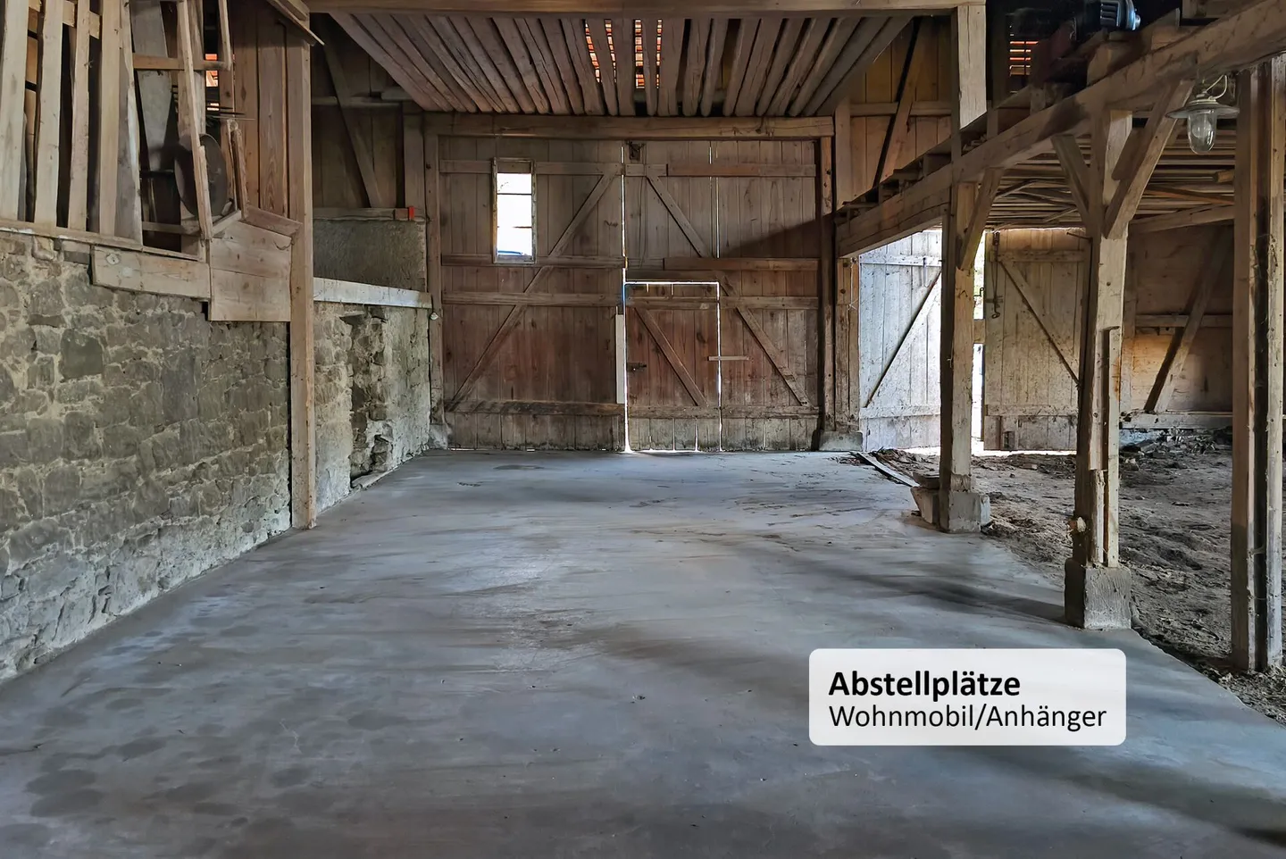 Seasonal Parking Spaces for Motorhomes & Trailers - Photo 3 of 6